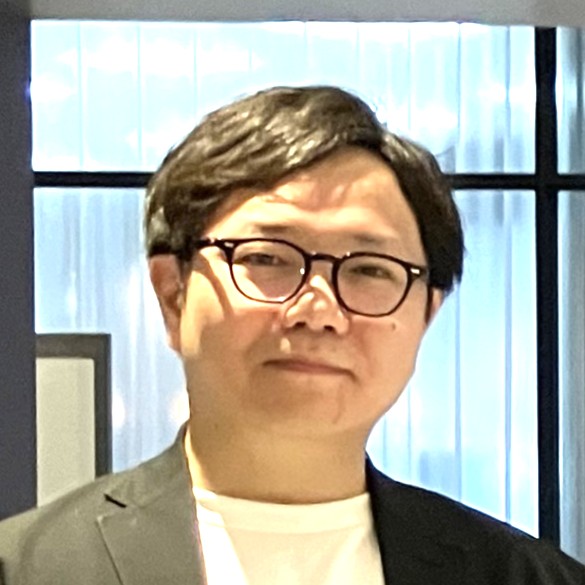 西日本旅客鉄道株式会社  システムマネジメント部   CCoE・モダナイズ 課長 樋口 芳章